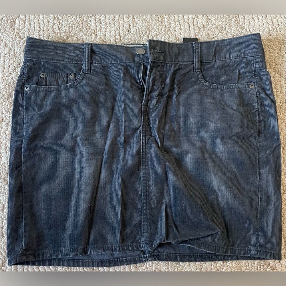 H&M corduroy skirt